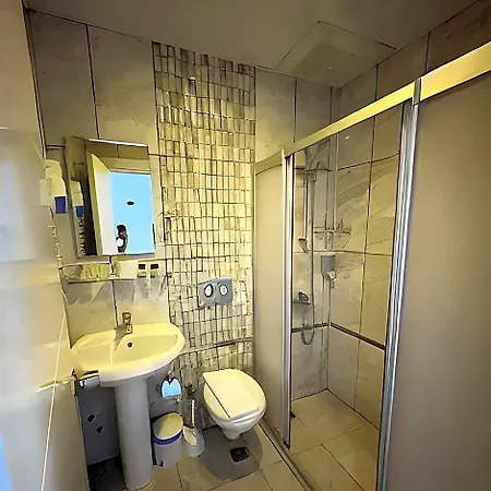 Beachway Hotell 3*